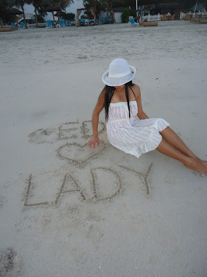 lady_at_the_beach in Kempisnki Hotel Ajman