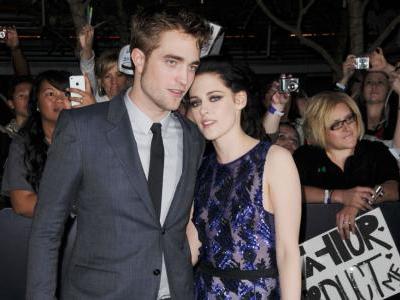 Who is robert pattinson dating now 2012