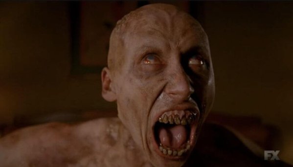 Ahs Murder House Tour Scene Ahs Murder House Tour Scene