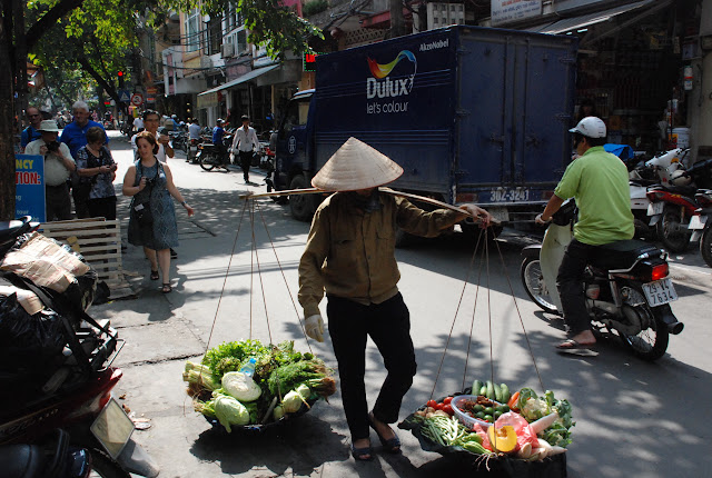 Du lịch Hà Nội dưới góc nhìn khác