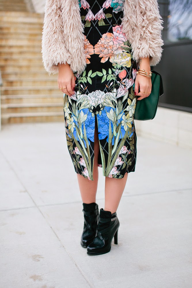 holiday, outfit, dress, keepsake, floral, anthom, french connection, black, boots, blonde, hair, ombre, cute, jewelry, green, bag, dc, blog, style, blogger