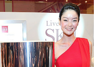 SHEILA SIM SK-II NEW GLOBAL BRAND AMBASSADOR GLOWS WITH FACIAL TREATMENT ESSENCE