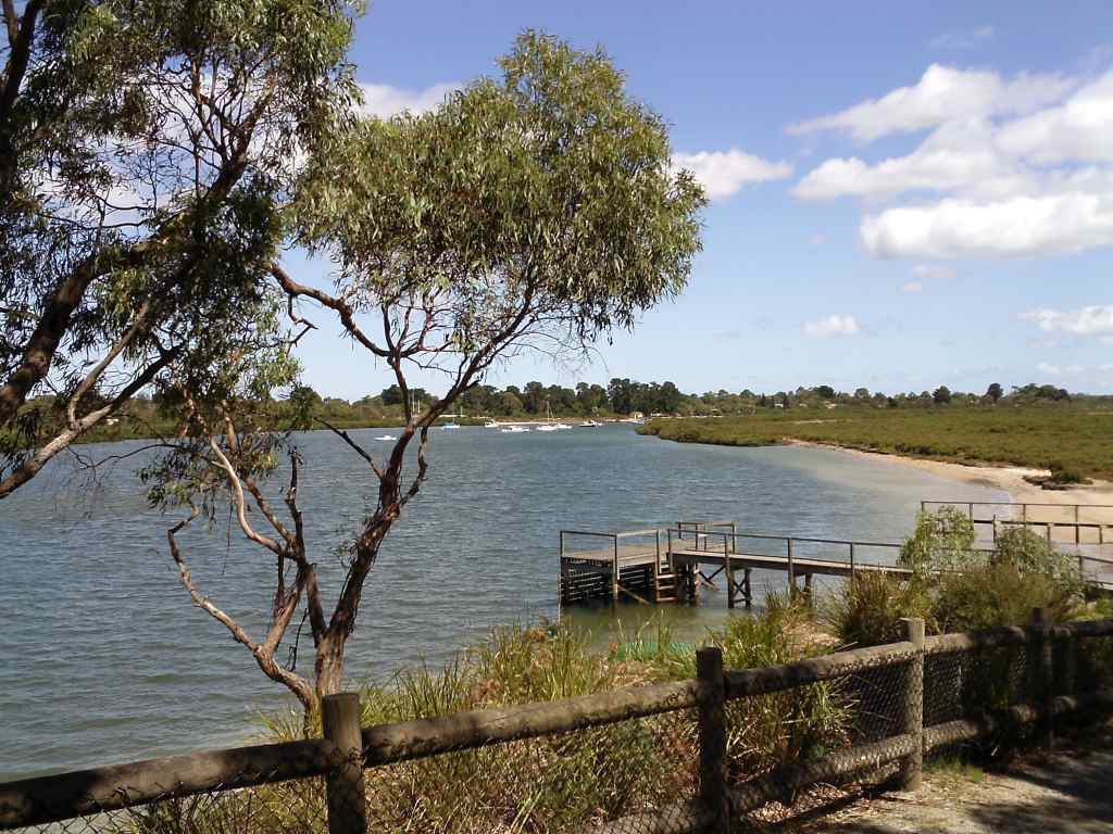 TRACKS, TRAILS AND COASTS NEAR MELBOURNE Cannon's Creek Coastal Park
