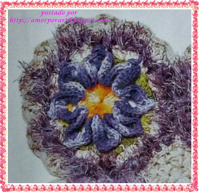 Tapete de Crochê com flor barroco e gráfico