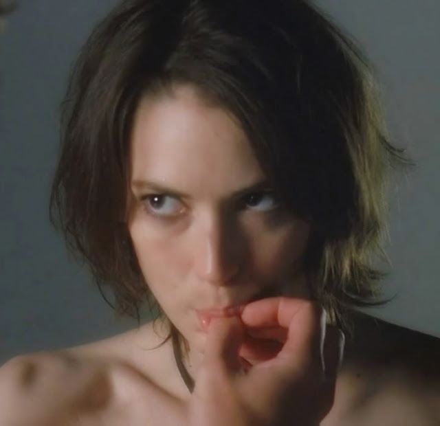 10 Uncommon Nudes #2 (Emma Watson, Candice Bergen, Winona Ryder) 184 Winona+Ryder++(1)