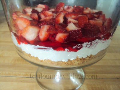 Strawberry Shortbread Trifle Recipe