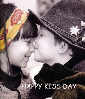 Happy Kiss Day 2016 Status, Quotes, HD Images for Girlfriend/Boyfriend