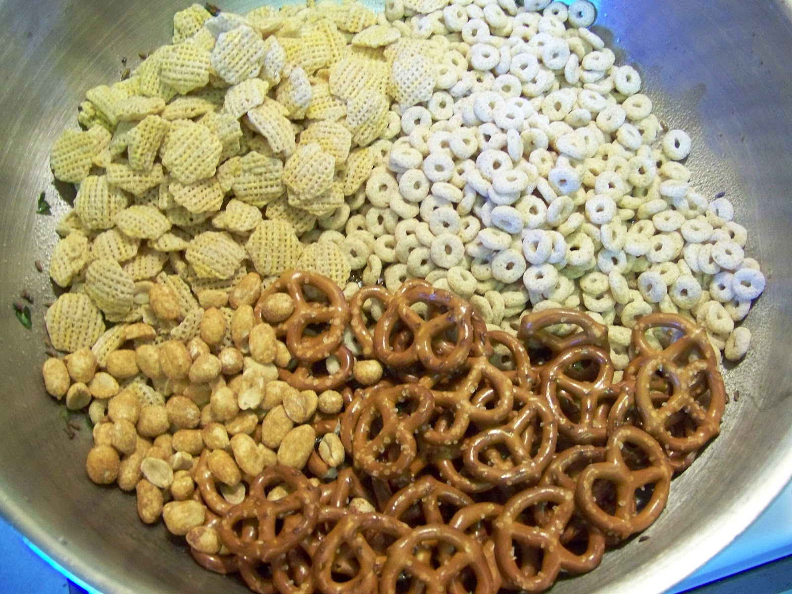 Kitchen Simmer Masala Chex Mix