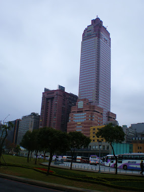 A 40 stories high rise in taipei