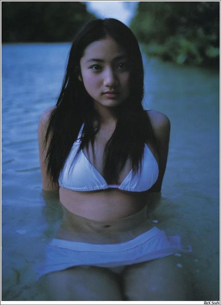 saaya irie sexy bikini teens photo 04
