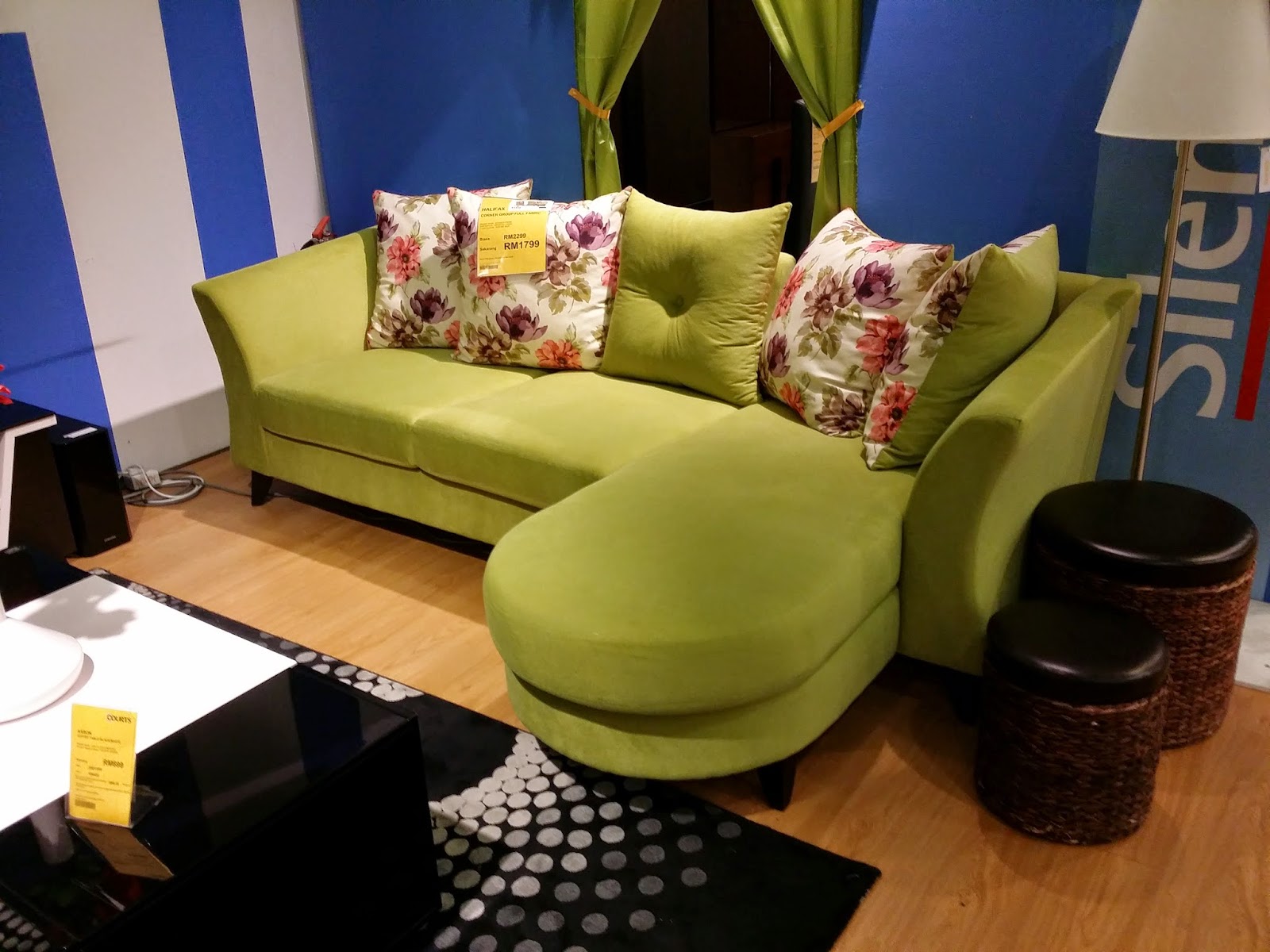Xing Fu LIME GREEN SOFA