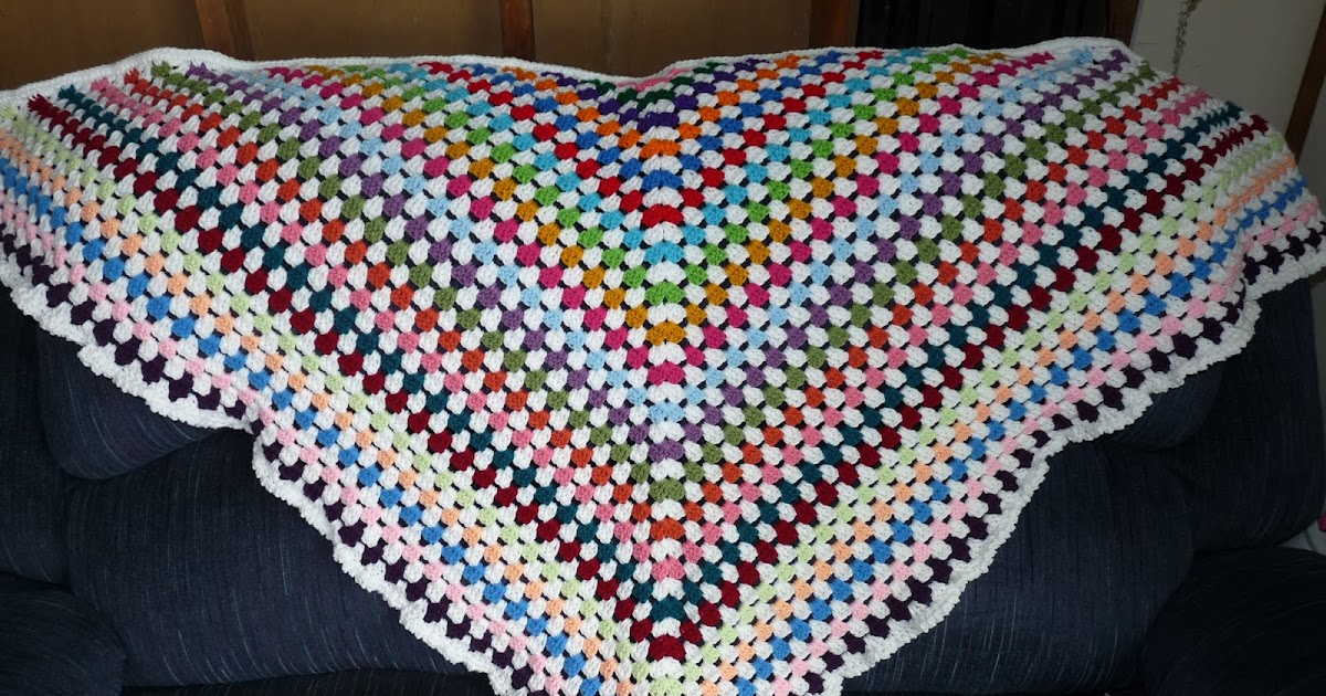 Nancy's Crochet: Shawls Complete!