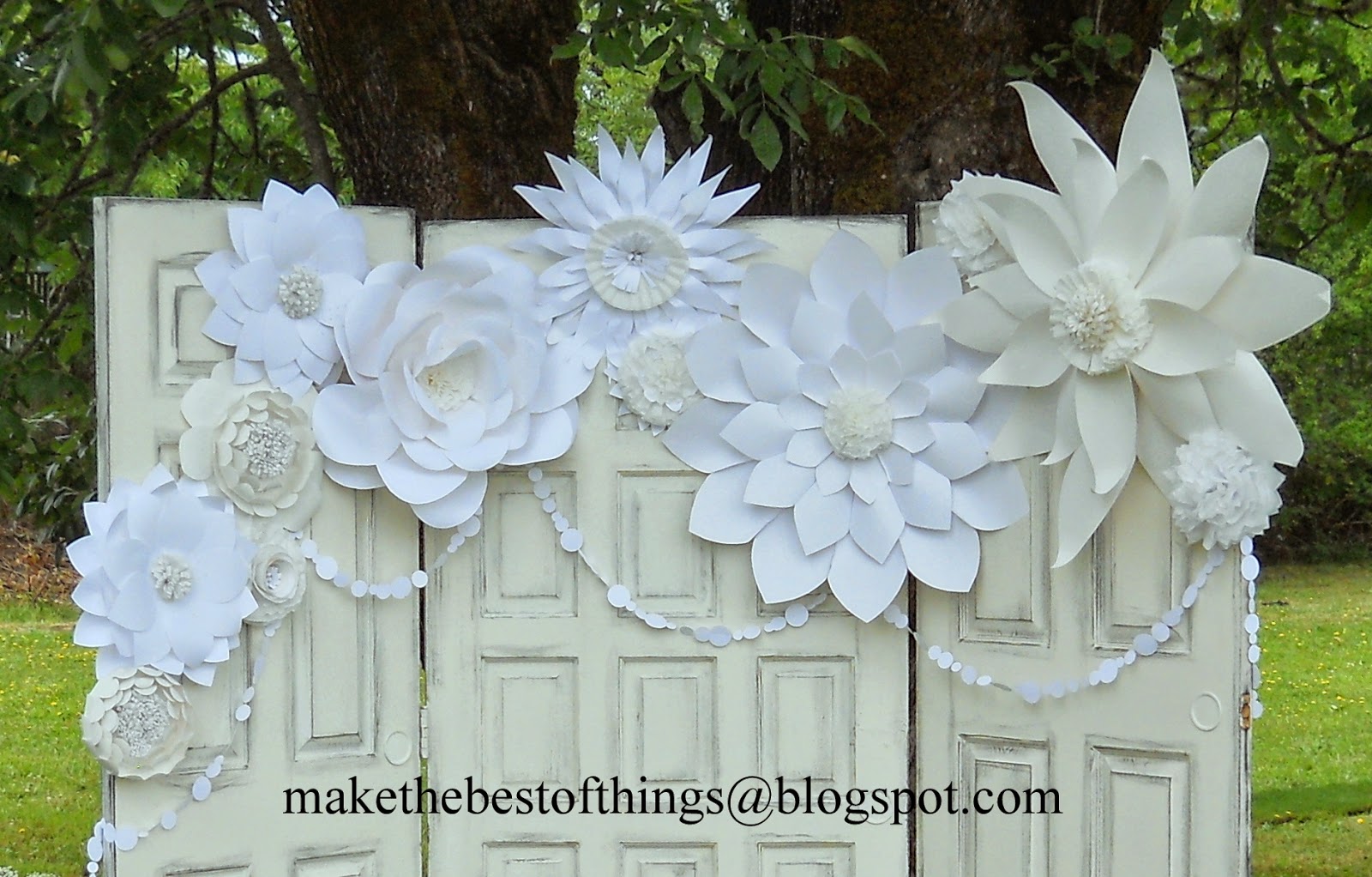 Giant Paper Flowers Wall Decor Ideas