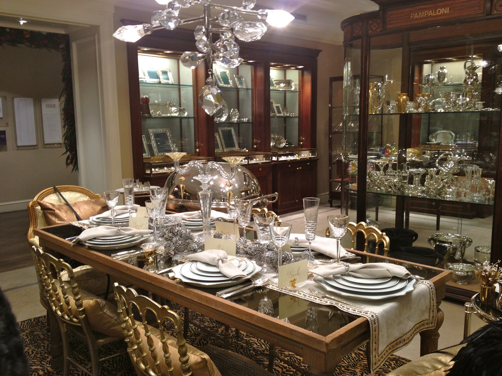 hampton hostess A BERGDORF GOODMAN HOLIDAY