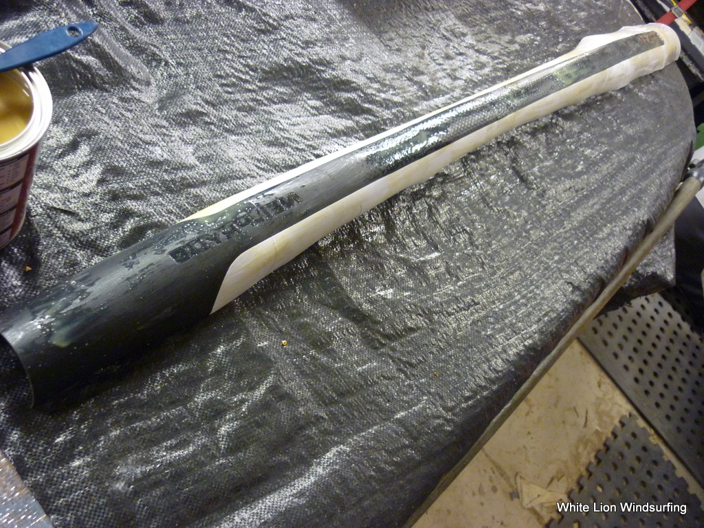 2 Rolls of Professional Windsurfing Grip Kitebar Regrip Carbon Windsurf