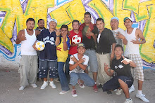 Entrega de balones a equipos de la colonia Las Piedras.