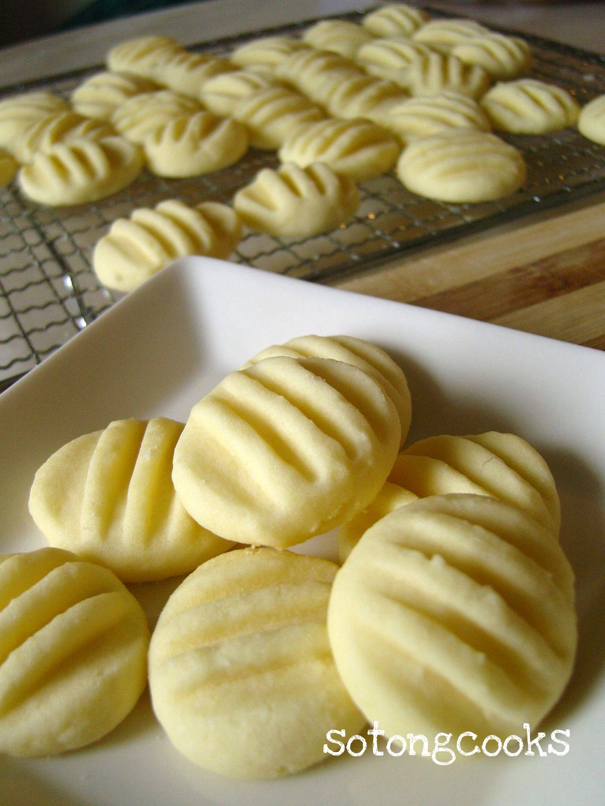 Sotong Cooks Cooking it my way! German Potato Cookies