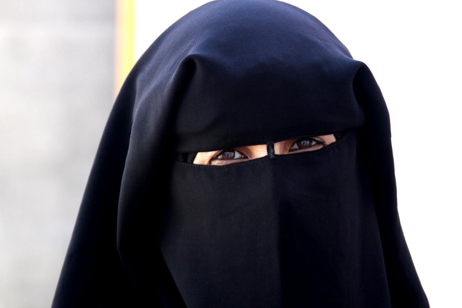 Burka+Lady.jpg