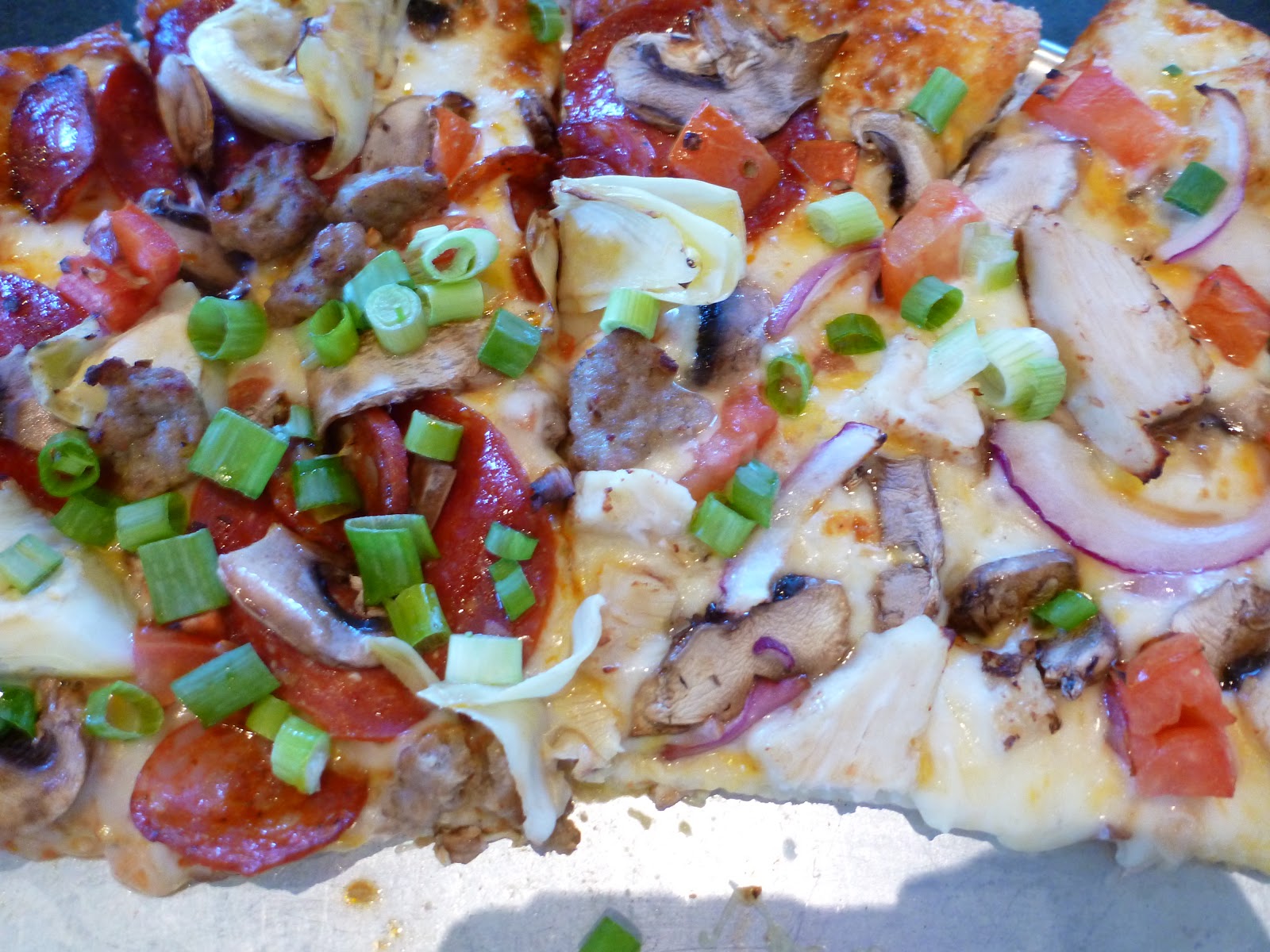 HEY!....IT'S MARJ round table pizza