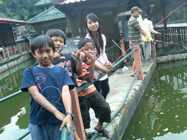 JALAN RANSEL: Fishing Valley,serba nanggung! | BOGOR