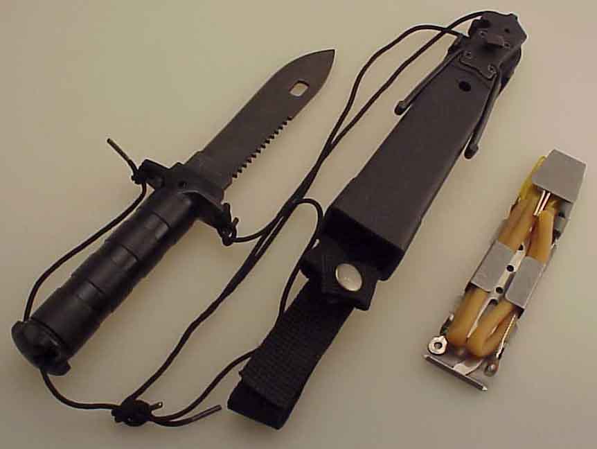 Best Survival Knife Guide How to Use a Survival Knife Selecting the