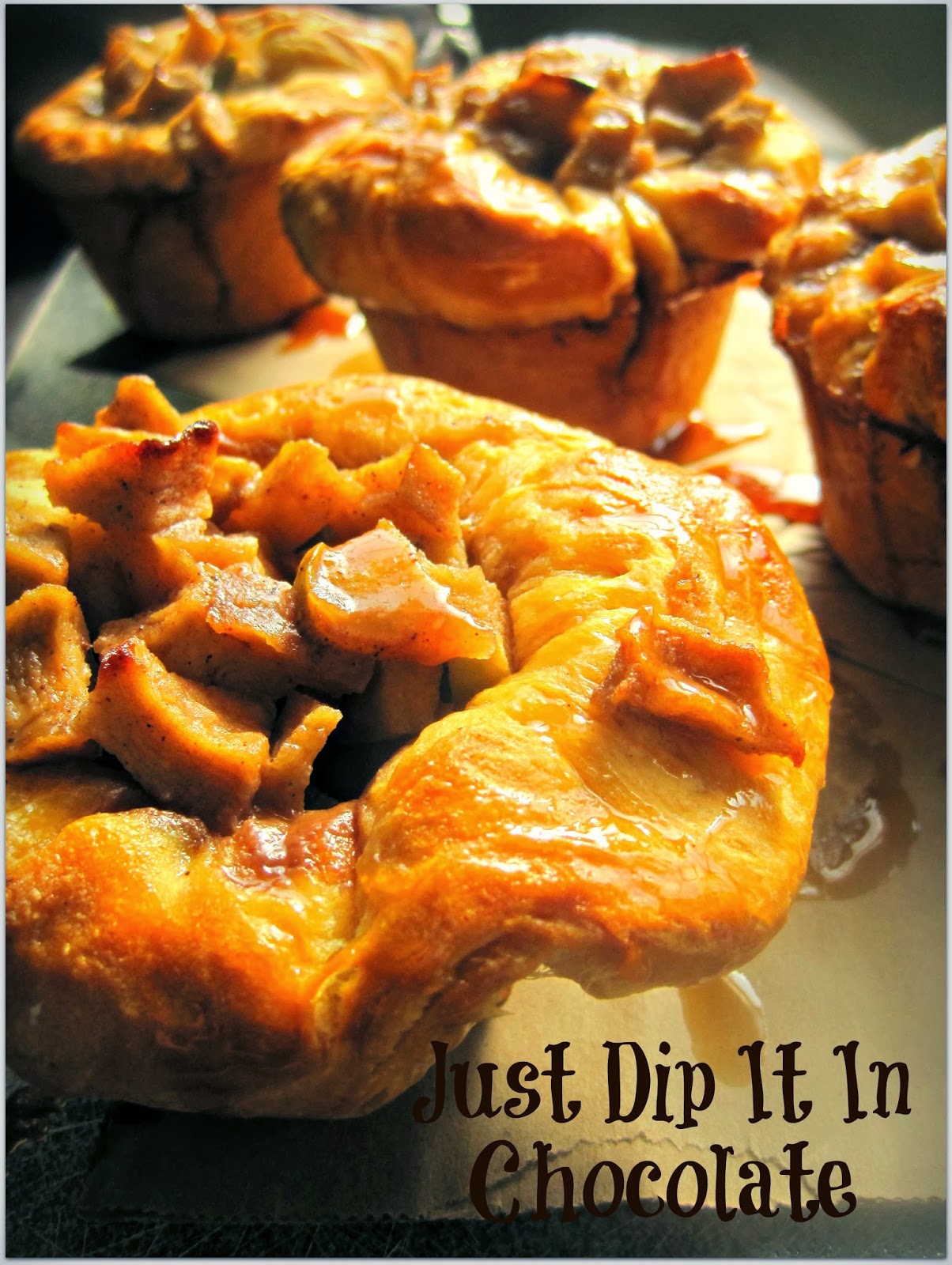 Just Dip It In Chocolate Caramel Apple Biscuit Cups Recipe