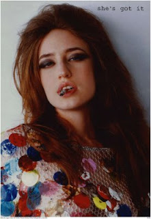Elizabeth Jagger Smoking Cigarette Elizabeth Jagger Smoking