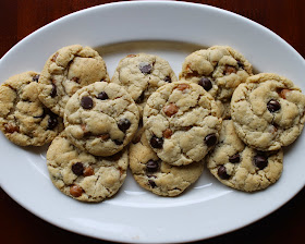 gluten free caramel chocolate chip cookies