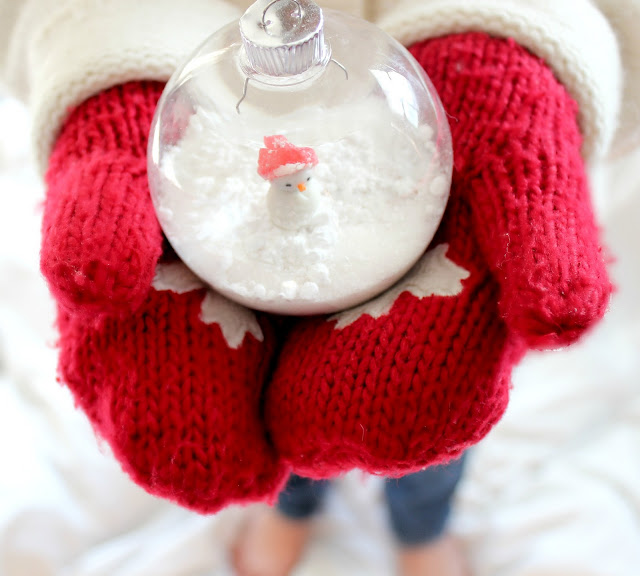 Edible Craft: Hot Chocolate Ornament for Christmas Tree.