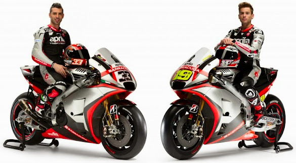 Pembalap Motor Aprilia di Ajang MotoGp 2015 Terbaru Tampilan Motor Aprilia di Ajang MotoGp 2015 Terbaru