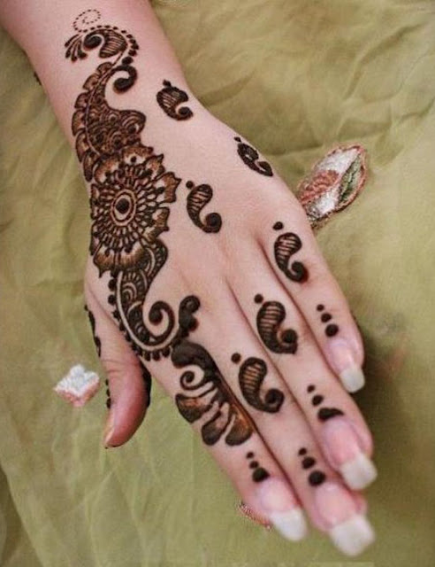 Latest Simple Mehndi Designs 2016