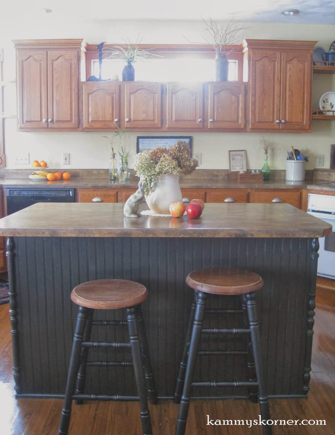 Kammy's Korner Painted Faux Granite Counter Tops {With DIY Chalk Paint}