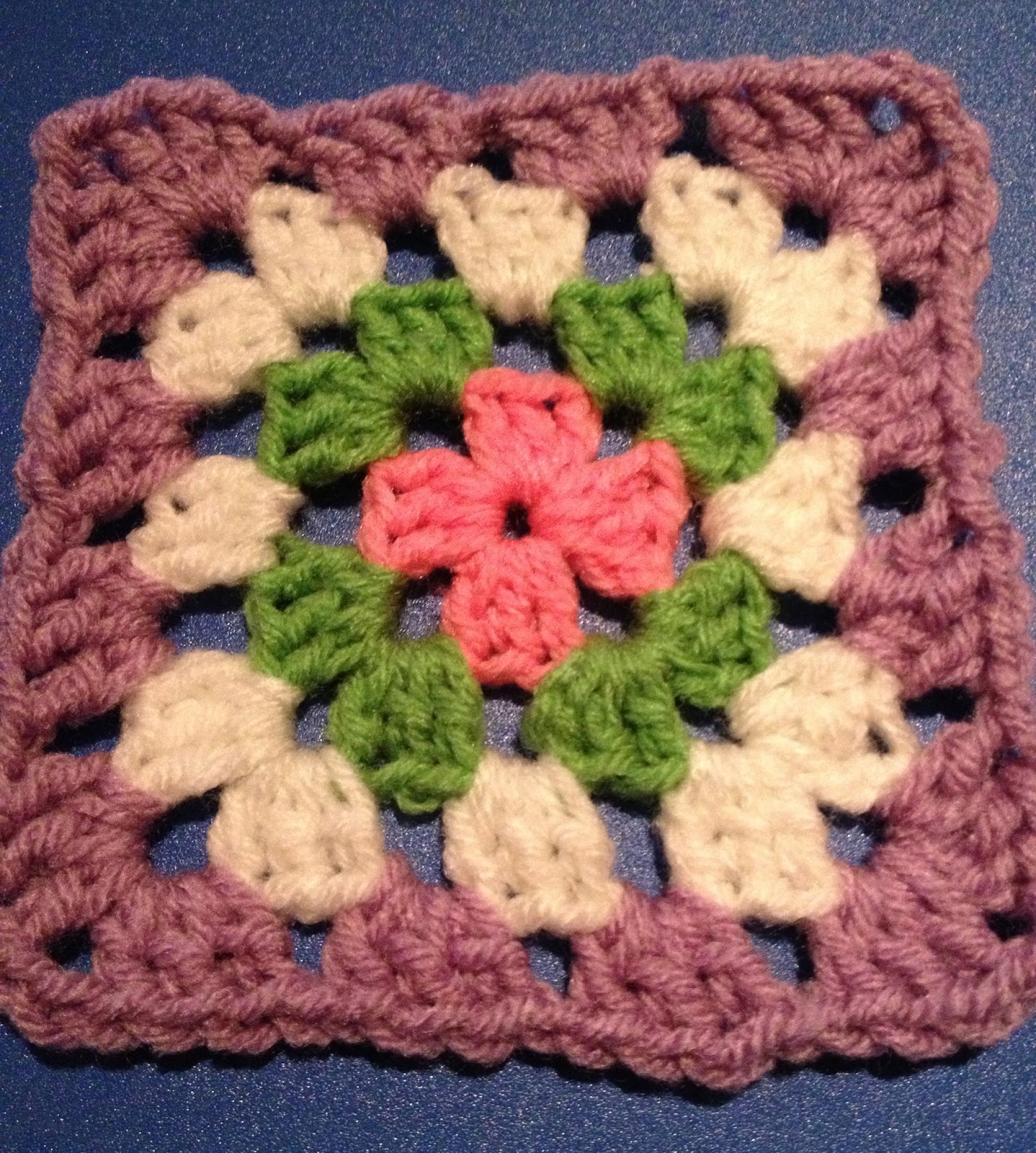 Free Crochet Connection: Basic Granny Square Pattern (for the beginner)