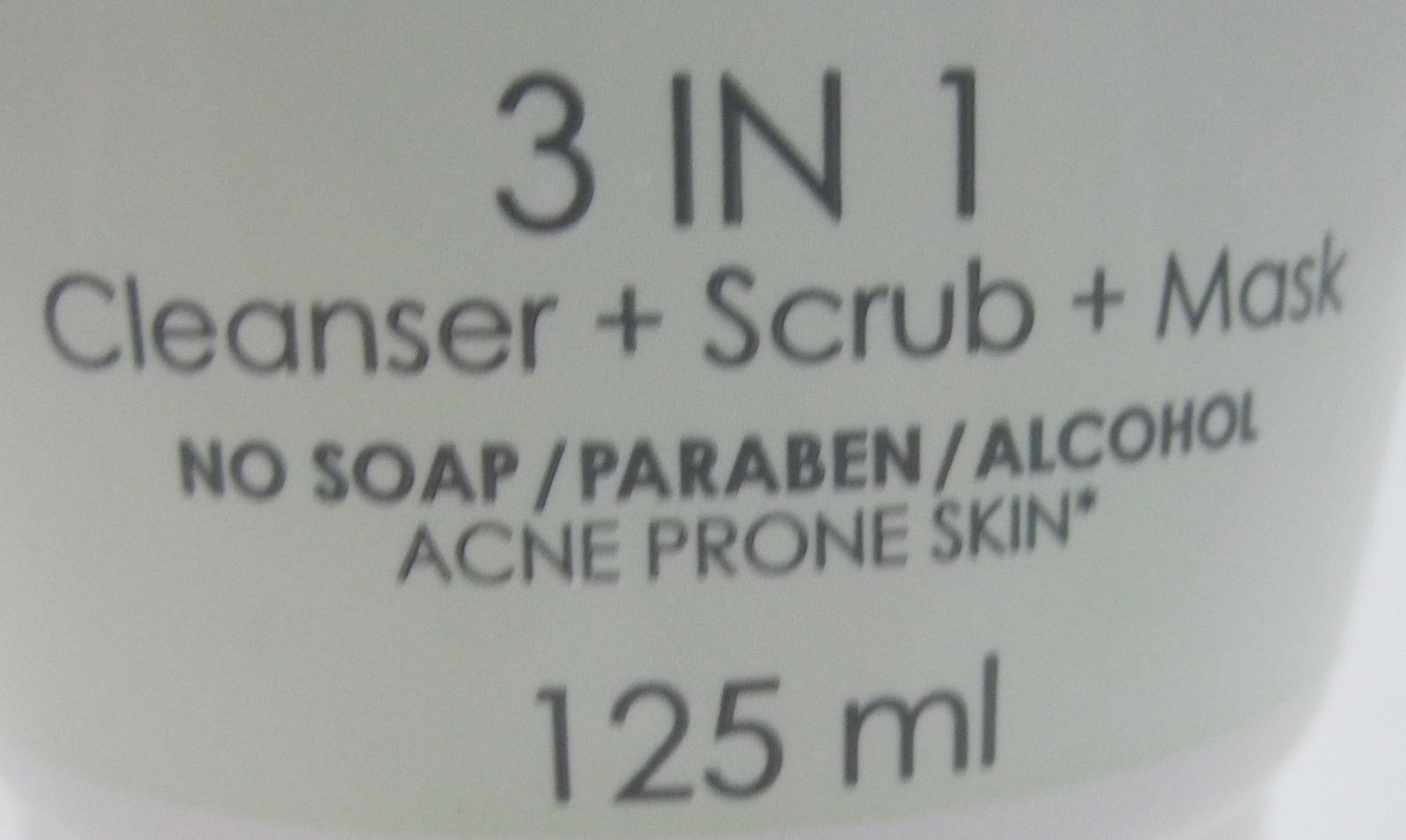 Vichy Normaderm 3 in 1 Cleanser + Scrub + Masque Beauty Geek