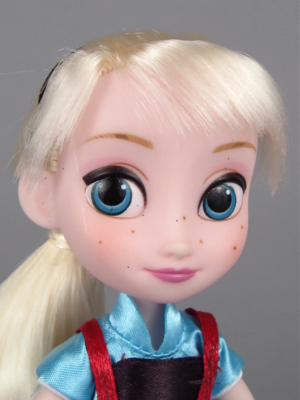 Disney Animators' Mini Elsa