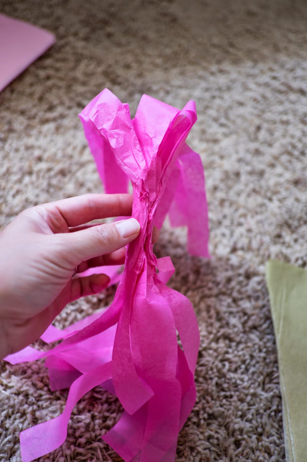 Domestic Fashionista DIY Tissue Paper Garland Twist Tutorial