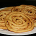 Instant Egg Jalebi / Kaiveeshal Appam