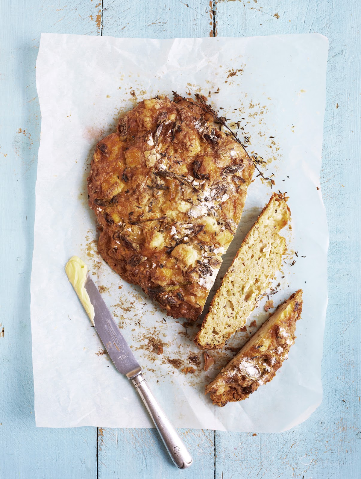 appledrane Goats' Cheese, Onion and Potato Bread with Thyme
