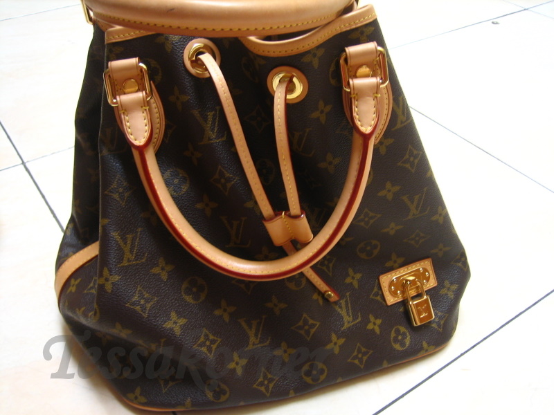 louis vuitton 2010 handbag collection