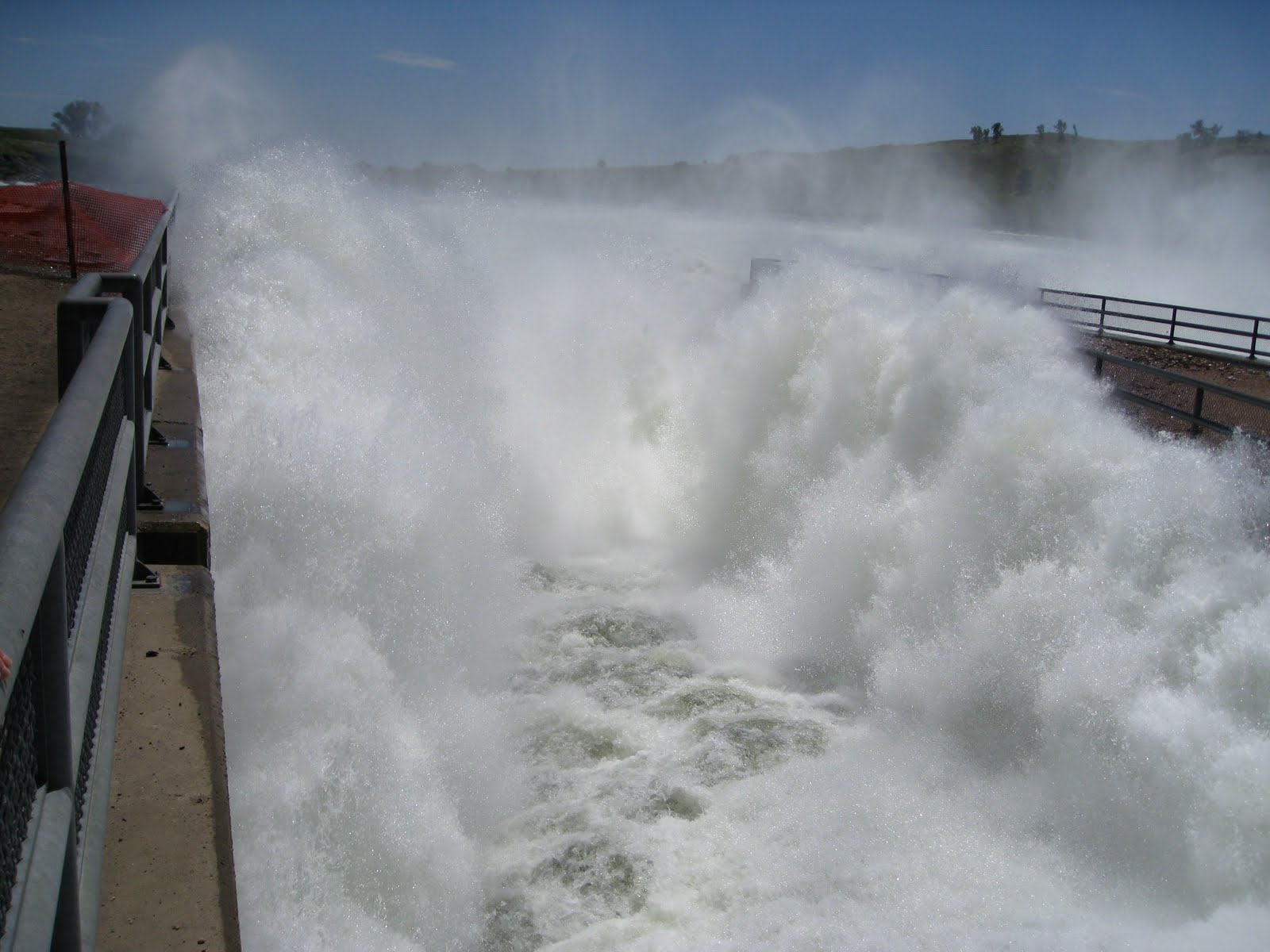 See the USA in an Airstream! Iroquois, Pierre, Oahe Dam South Dakota 7