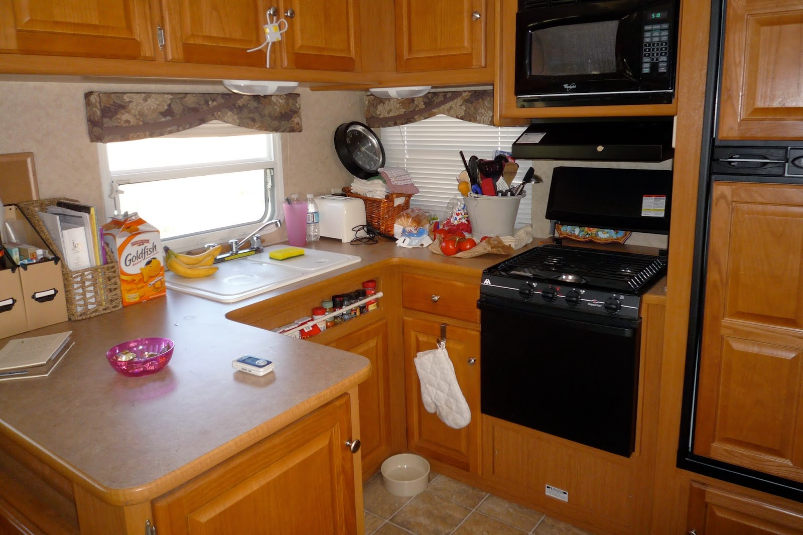 Simply Gourmet Sifting Through Life My Disposable House