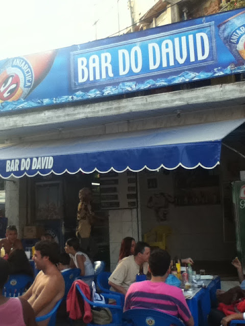 Sábado é dia de Feijoada no Bar do David no Chapéu Mangueria!! David+1 Sábado é dia de Feijoada no Bar do David no Chapéu Mangueria!!