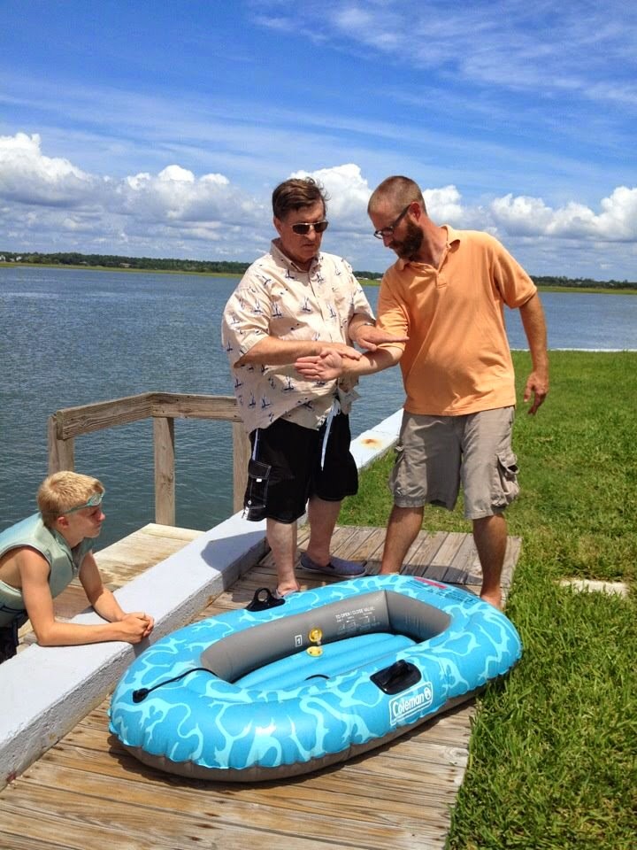 Poppa Choo Choo gives a sailing lesson to Tim and Josh