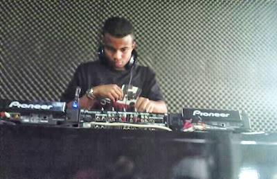 DENNER. Entrevista com Djs Roger Oliver e Dk Veríssimo!
