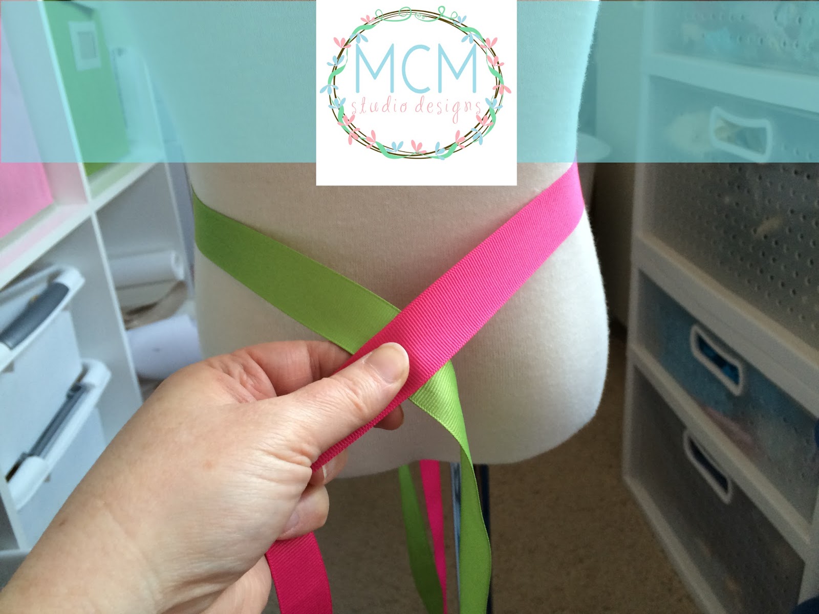 The Merry Church Mouse How To Tie the Perfect Sash Bow