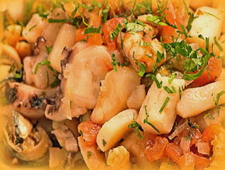 Sudado de mariscos a la italiana Sudado de mariscos a la italiana