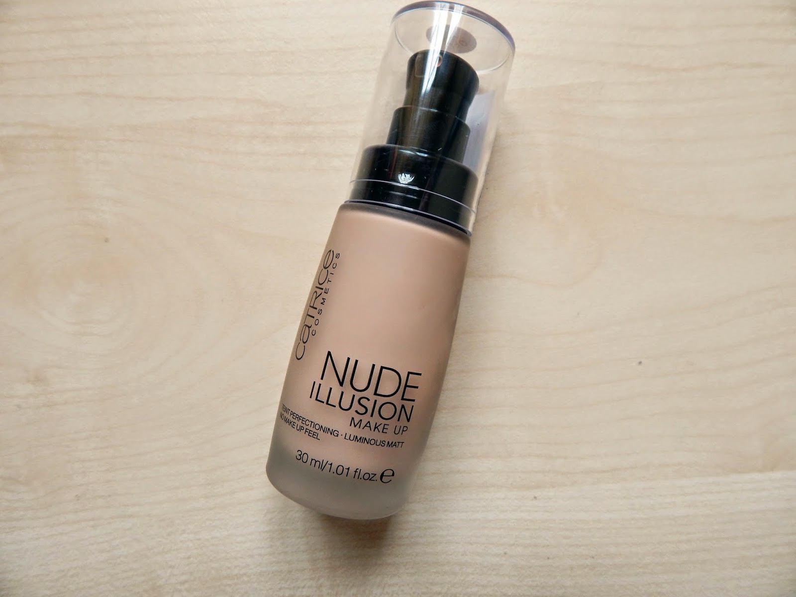 Review: CATRICE Nude Illusion Foundation.
