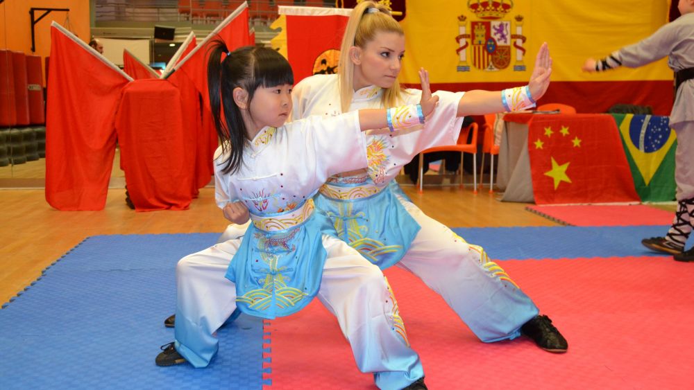 Shaolin Tong Bi Quan - Cursos GrandMaster Senna y Master Paty Lee - 2016