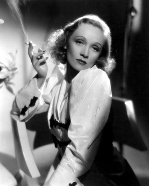 Stunning Image of Marlene Dietrich in 1937 