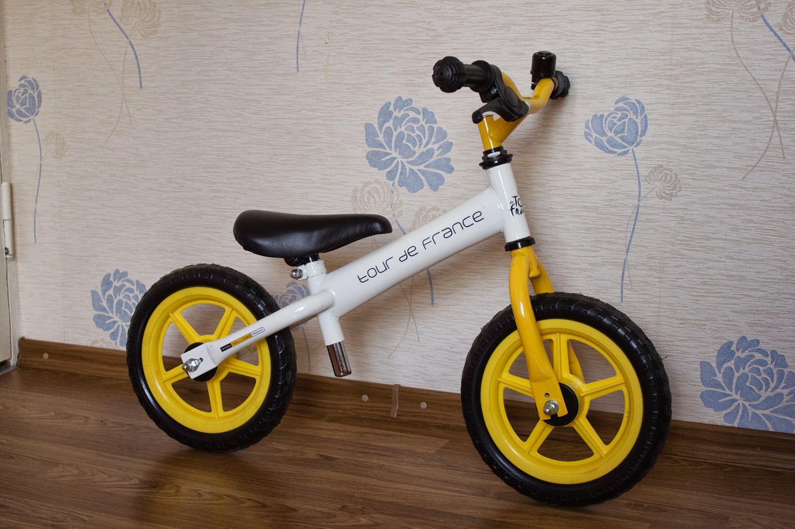 wiggle balance bike